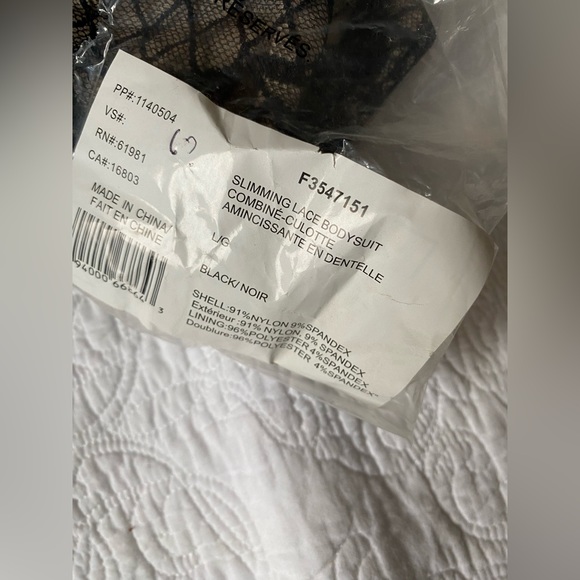 NIB Avon slimming lace bodysuit Large - Picture 3 of 5